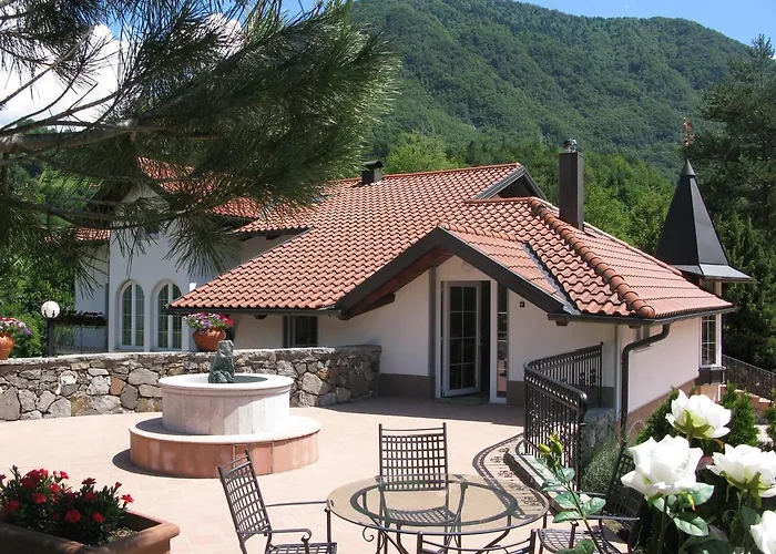 Guest house Reida 4*