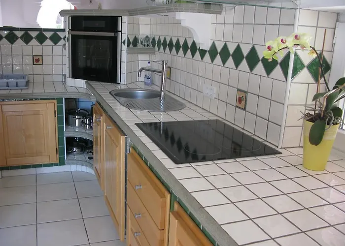 Guest house Reida 4*