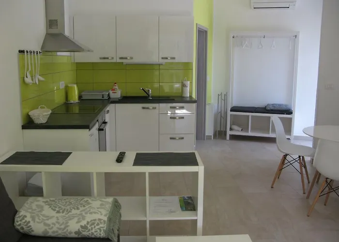 Guest house Reida 4*